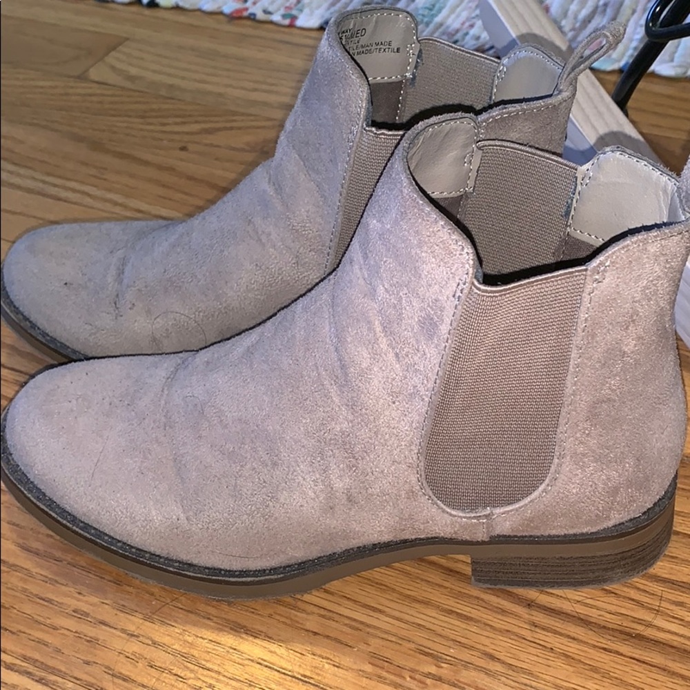 Kenneth Cole boots